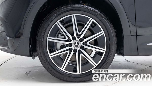 Mercedes-Benz EQB 2025, фото 5