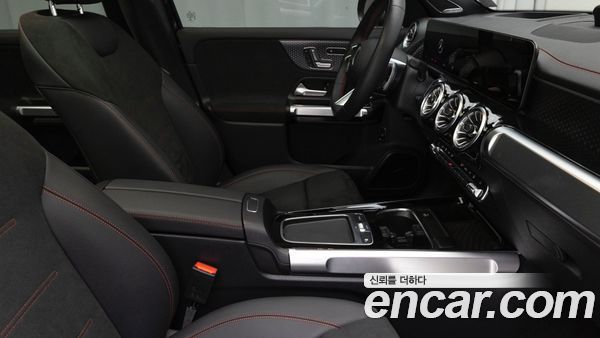 Mercedes-Benz EQB 2025, фото 9