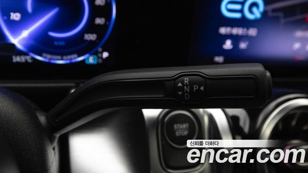Mercedes-Benz EQB 2025, фото 20