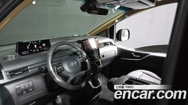 Hyundai Staria 2025, фото 10
