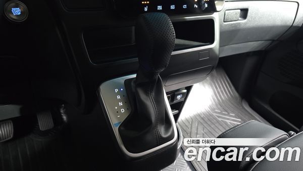 Hyundai Staria 2025, фото 12