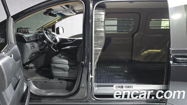 Hyundai Staria 2025, фото 13