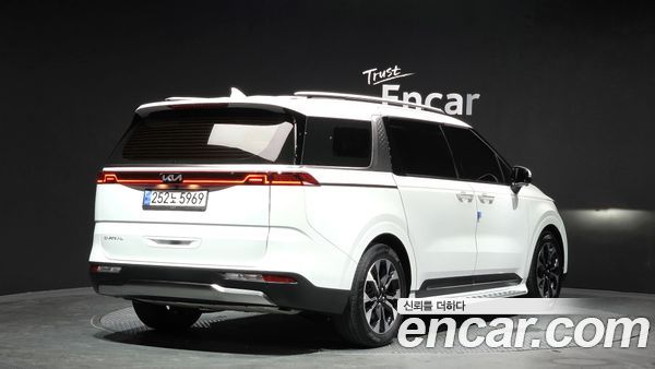 Kia Carnival 2023, фото 2