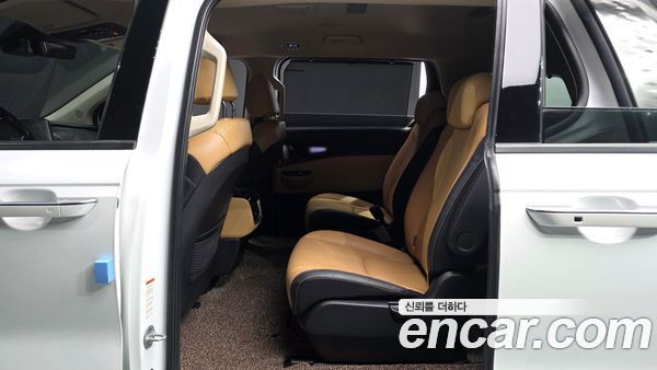 Kia Carnival 2023, фото 11