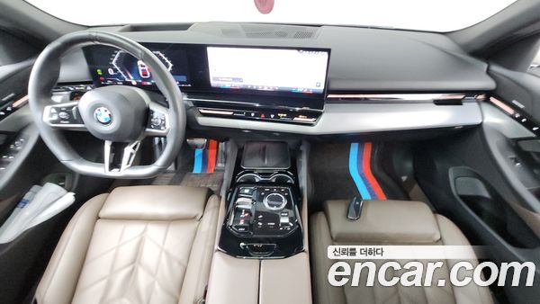 BMW 5 Series 2024, фото 10