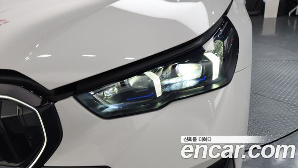 BMW 5 Series 2024, фото 8
