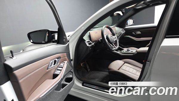 BMW 3 Series 2025, фото 10