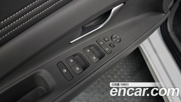 Hyundai Elantra 2024, фото 18