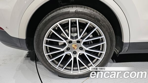 Porsche Cayenne 2023, фото 5