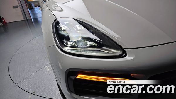 Porsche Cayenne 2023, фото 8