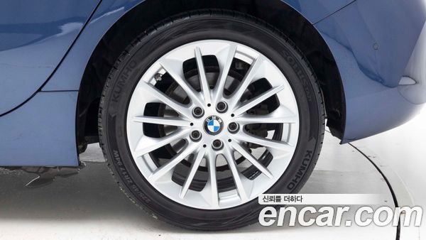 BMW 1 Series 2021, фото 5