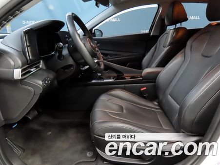 Hyundai Elantra 2021, фото 6