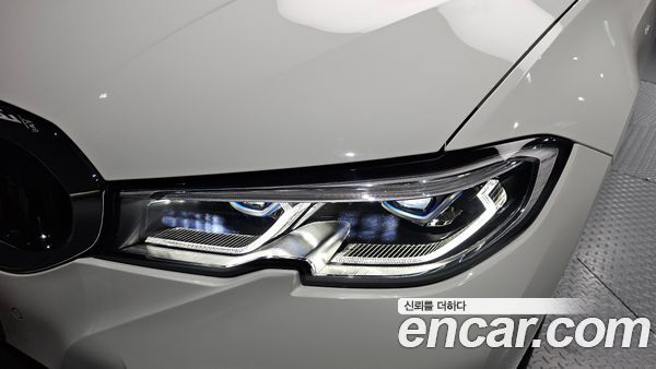 BMW 3 Series 2022, фото 8