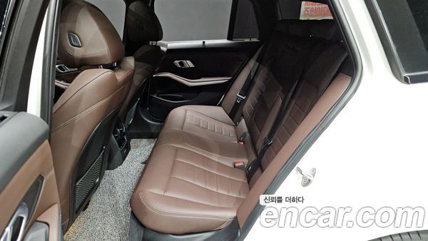 BMW 3 Series 2022, фото 16