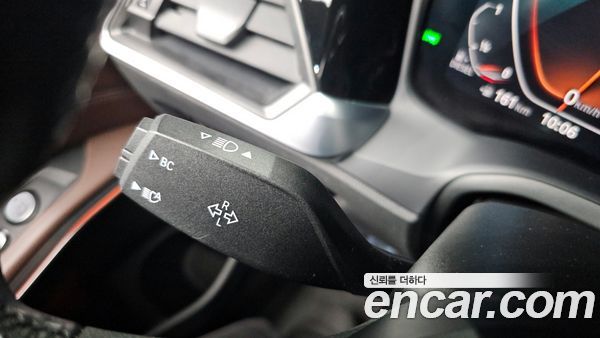 BMW 3 Series 2022, фото 32