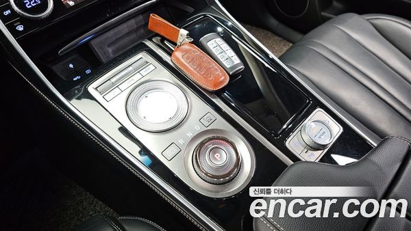 Genesis GV80 2021, фото 12