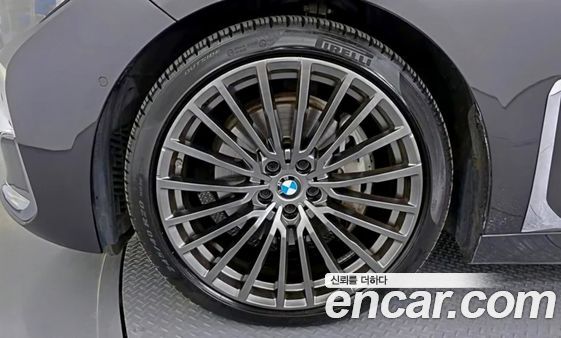 BMW 7 Series 2021, фото 5