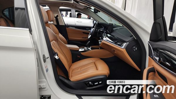 BMW 5 Series 2022, фото 17