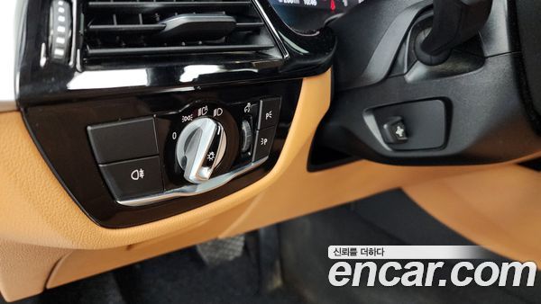 BMW 5 Series 2022, фото 22