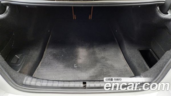 BMW 5 Series 2022, фото 26