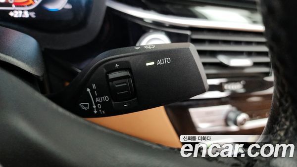 BMW 5 Series 2022, фото 31