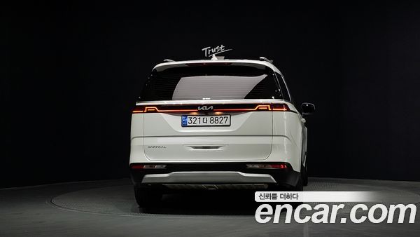 Kia Carnival 2023, фото 4