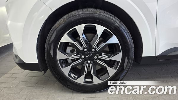 Kia Carnival 2023, фото 5