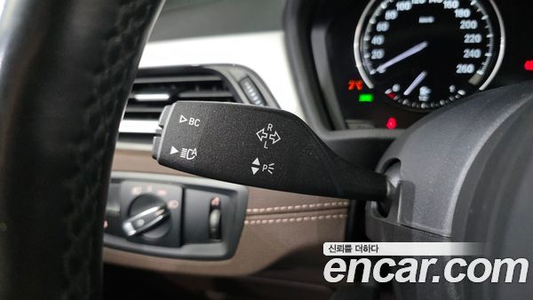 BMW X1 2022, фото 30