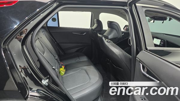Kia Niro 2024, фото 17