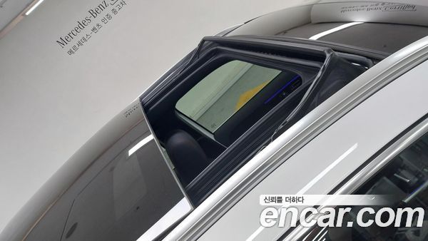 Mercedes-Benz GLA 2023, фото 12