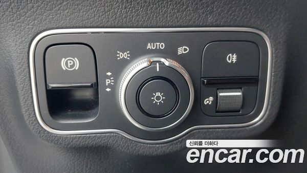Mercedes-Benz GLA 2023, фото 20