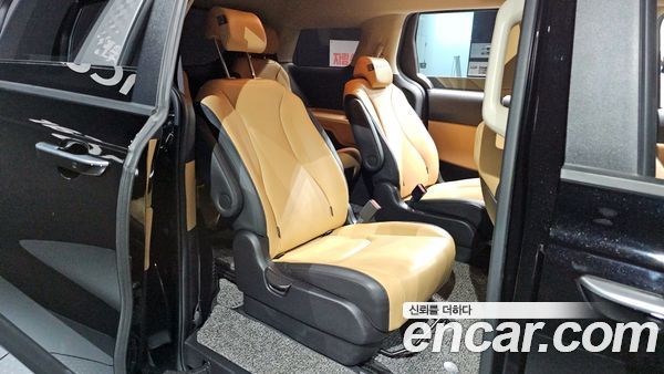 Kia Carnival 2021, фото 17