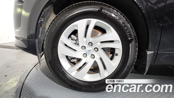 Land Rover Discovery Sport 2025, фото 4