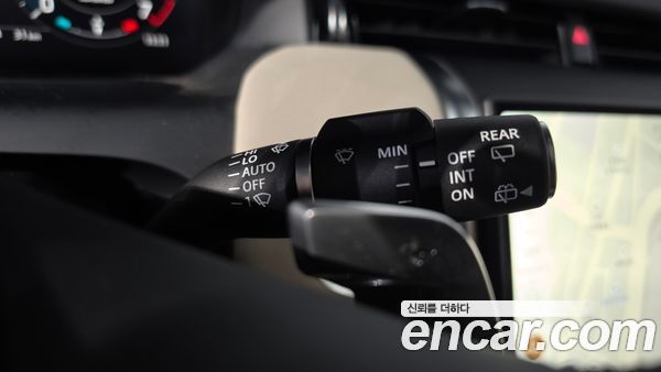 Land Rover Discovery Sport 2025, фото 29