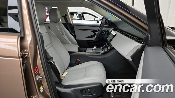 Land Rover Range Rover Evoque 2025, фото 16