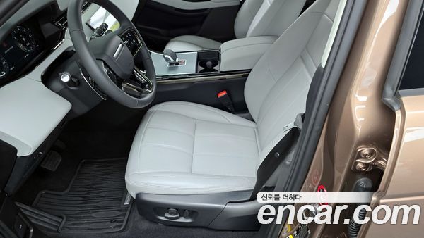Land Rover Range Rover Evoque 2025, фото 31