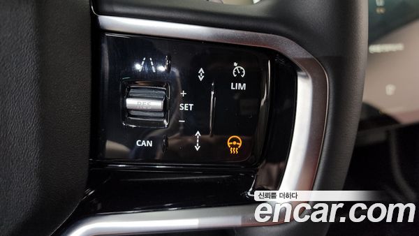 Land Rover Discovery Sport 2025, фото 20