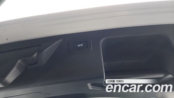 Land Rover Discovery Sport 2025, фото 22