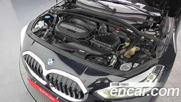 BMW 1 Series 2022, фото 6
