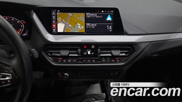 BMW 1 Series 2022, фото 19
