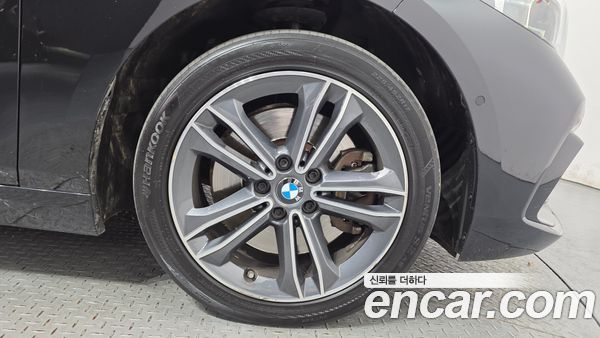 BMW 1 Series 2022, фото 7