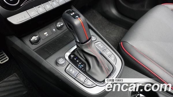 Hyundai Kona 2022, фото 9