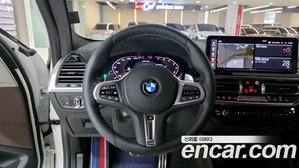 BMW X4 2025, фото 11