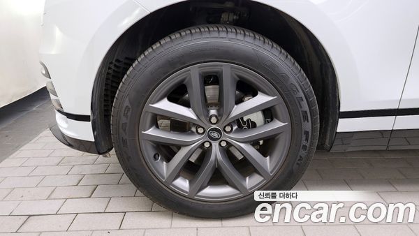 Land Rover Range Rover Velar 2025, фото 5