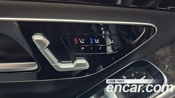 Mercedes-Benz S-Class 2022, фото 31