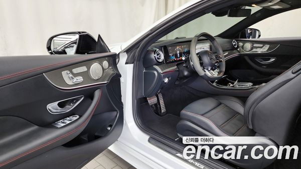 Mercedes-Benz E-Class 2023, фото 13