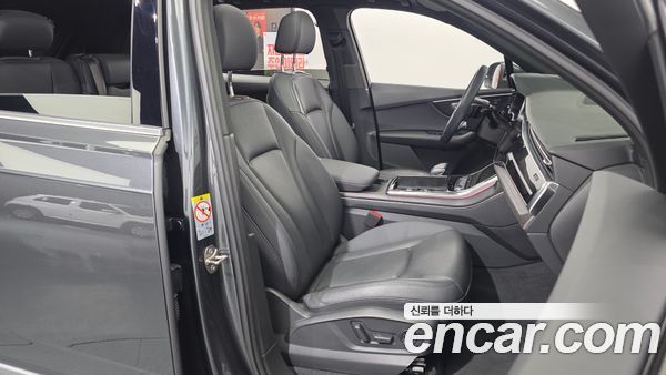 Audi Q7 2022, фото 16