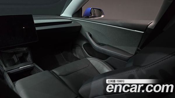 Tesla Model 3 2024, фото 16