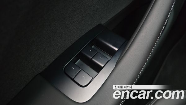 Tesla Model 3 2024, фото 29