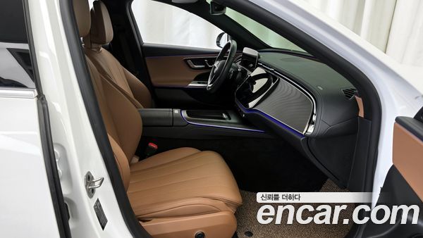 Mercedes-Benz E-Class 2025, фото 16